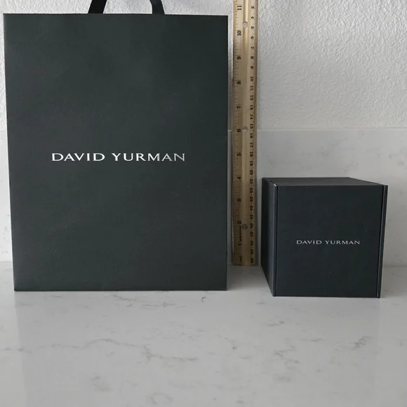 David Yurman Gift Set with Ribbon, Bag, Box, and Cleaning Cloth - Picture 2 of 7